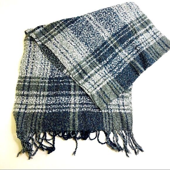Plaid Knit Rectangle Scarf with Fringe, Blue Gray - Picture 6 of 8